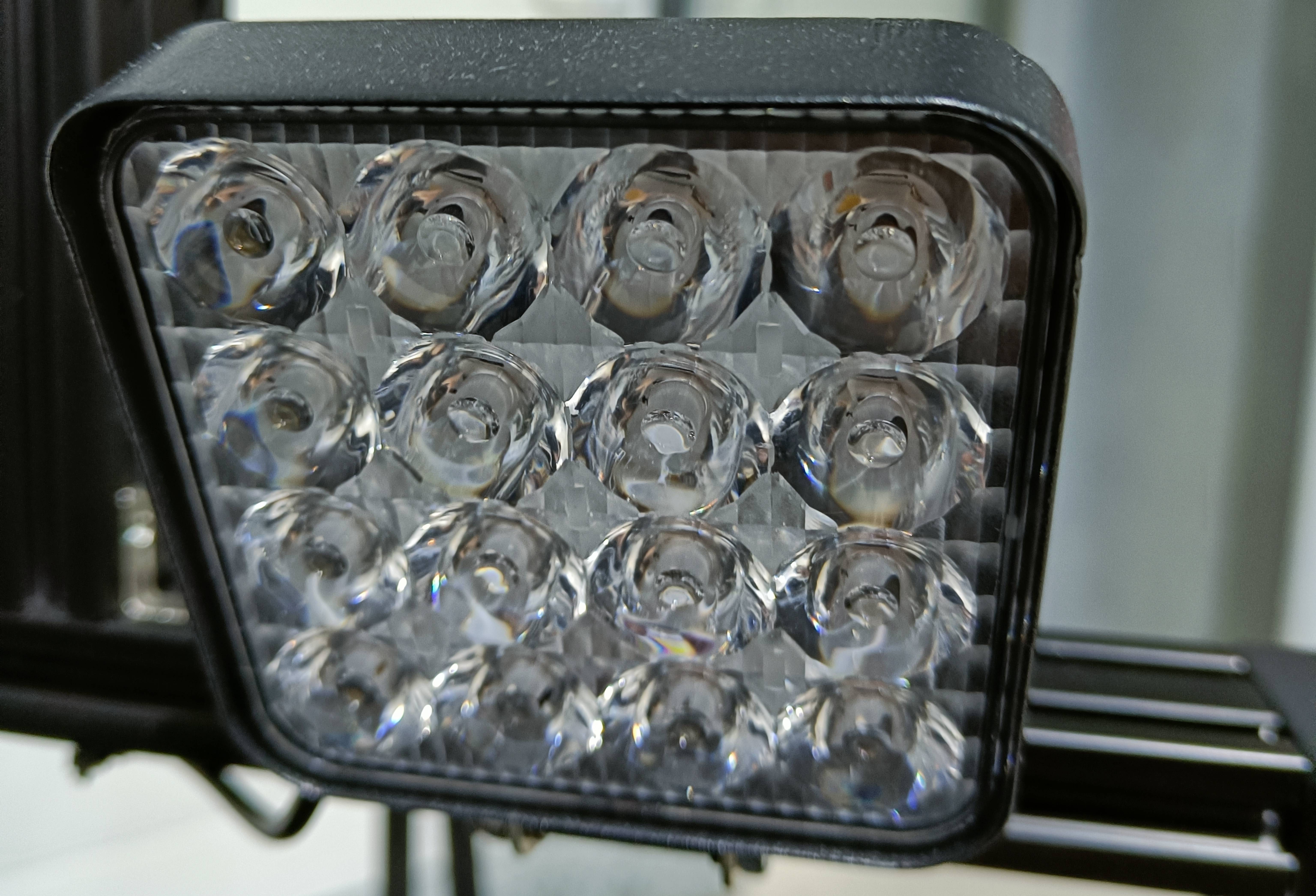 _images/husky_mi_lamps.jpg